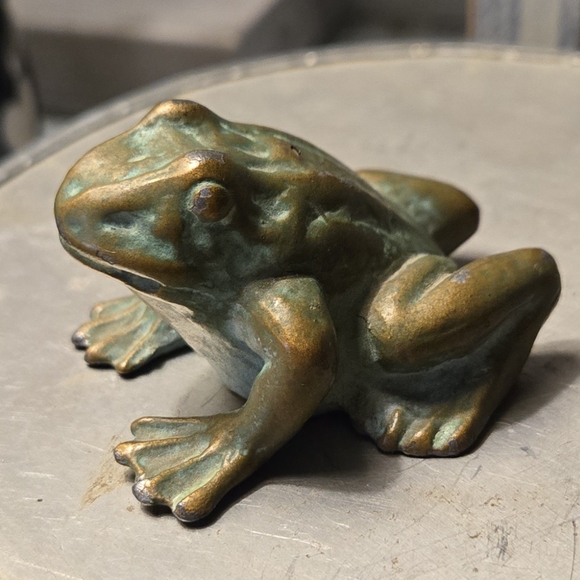 Vintage Bronze Cast Frog - Picture 5 of 11